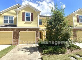 6798 Roundleaf Dr in Jacksonville, FL - Building Photo