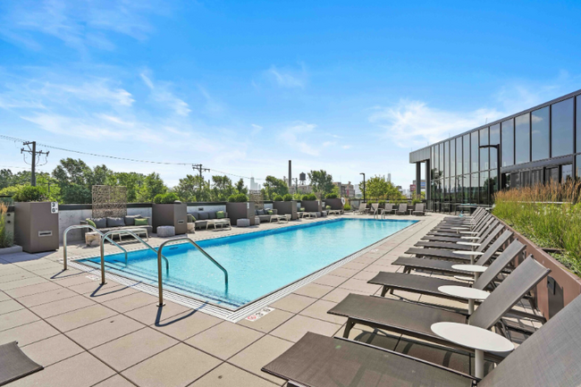 2150 N Elston Ave-Unit -467 in Chicago, IL - Building Photo - Building Photo