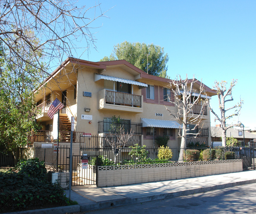 5053 Cartwright Ave in North Hollywood, CA - Building Photo