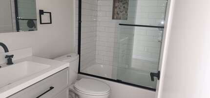 5077 Pickford St in Los Angeles, CA - Building Photo - Building Photo