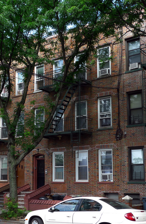 1649 Summerfield St in Flushing, NY - Building Photo