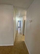 5916 Fairshire Dr in San Antonio, TX - Building Photo - Building Photo
