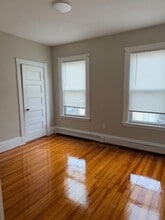 1488 Hyde Park Ave, Unit 2 in Boston, MA - Building Photo - Building Photo
