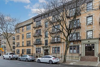 922 Leggett Ave in Bronx, NY - Building Photo - Building Photo