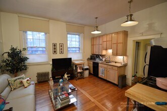 68 Phillips St in Boston, MA - Building Photo - Building Photo