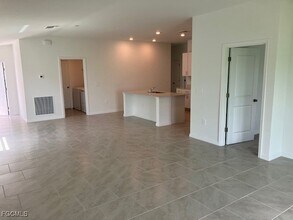 12145 Savanna Lks Blvd in Lehigh Acres, FL - Building Photo - Building Photo