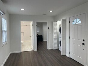 11091 Violet Dr in Garden Grove, CA - Building Photo - Building Photo