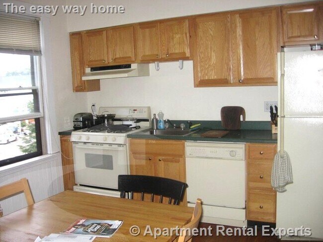 property at 125 Hampshire St