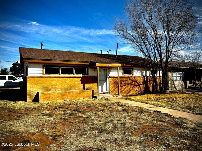 property at 2420 38th St