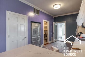 6712 N Clark St, Unit 2 in Chicago, IL - Foto de edificio - Building Photo