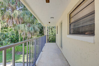 Parrott's Landing Apartments in Okeechobee, FL - Foto de edificio - Building Photo