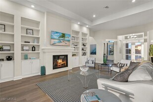 15429 Turin Dr in Naples, FL - Building Photo