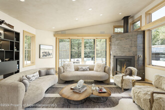 1190 Riverside Dr in Aspen, CO - Building Photo - Building Photo