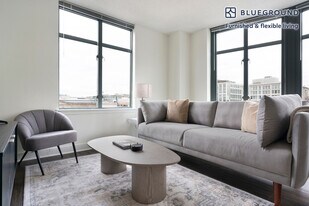 444 8th St NW in Washington, DC - Building Photo