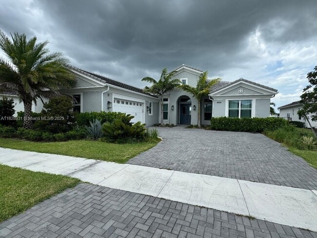 property at 4691 Estates Cir