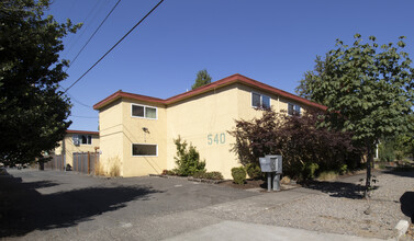 540 Almaden St in Eugene, OR - Building Photo - Primary Photo