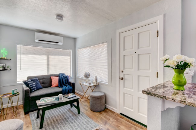 410 Harvard Dr SE in Albuquerque, NM - Building Photo - Building Photo