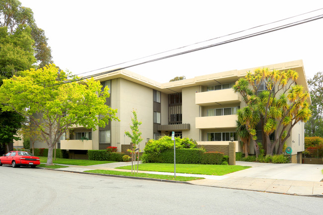 1501 Ralston Ave in Burlingame, CA - Foto de edificio - Building Photo