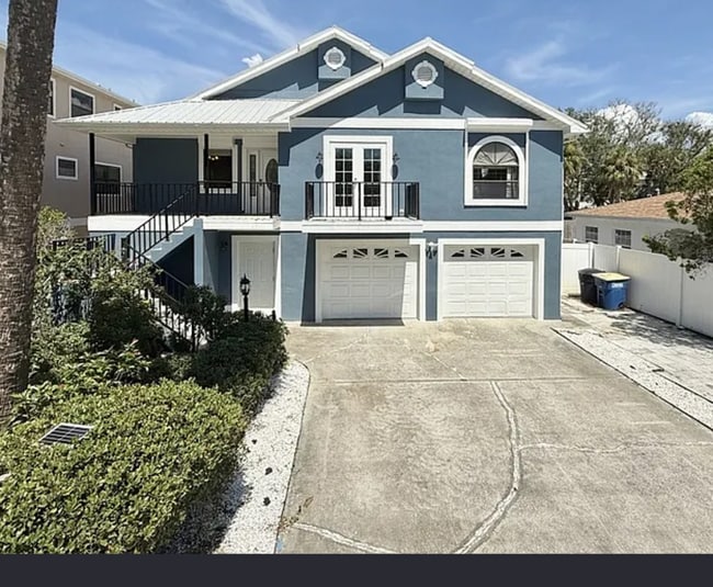 property at 867 Mandalay Ave