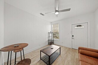 701 28th St in Galveston, TX - Building Photo - Building Photo