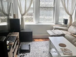 1691 Commonwealth Ave in Boston, MA - Building Photo - Building Photo