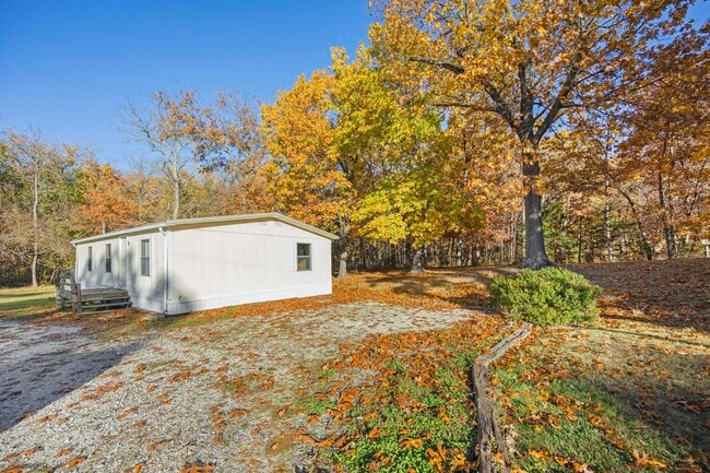 4220 State Rd J in Fulton, MO - Building Photo - Building Photo