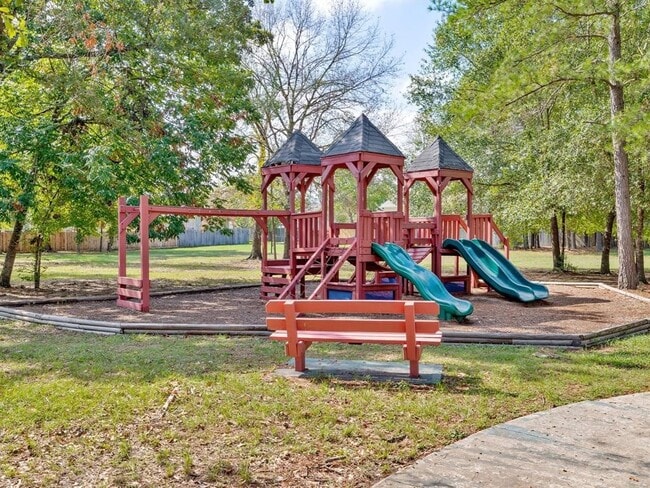 property at 18819 Knobby Oaks Pl