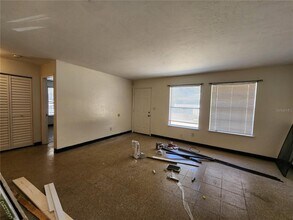 5817 NW 23rd Terrace in Gainesville, FL - Building Photo - Building Photo