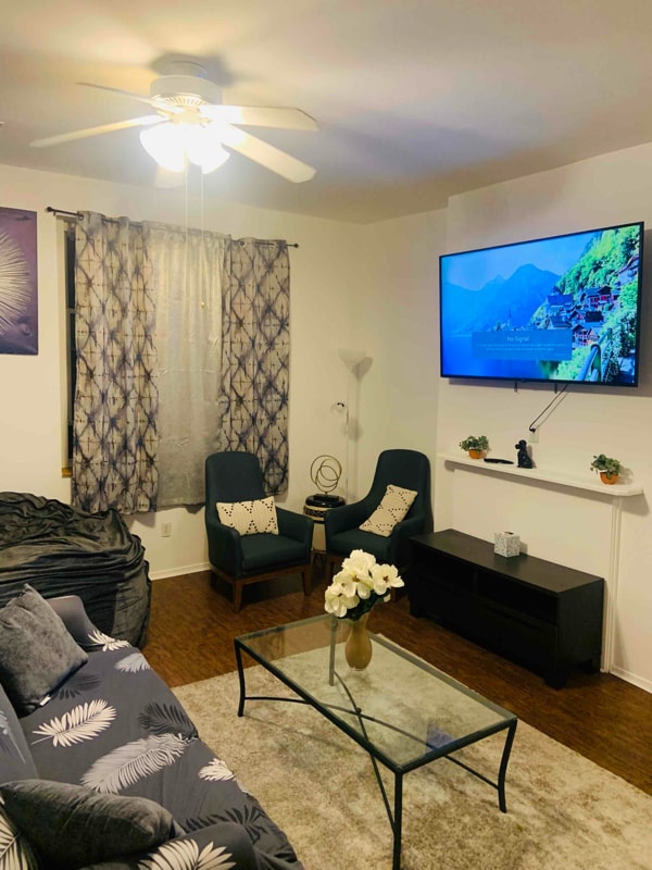 property at 1721 Guilford Ave