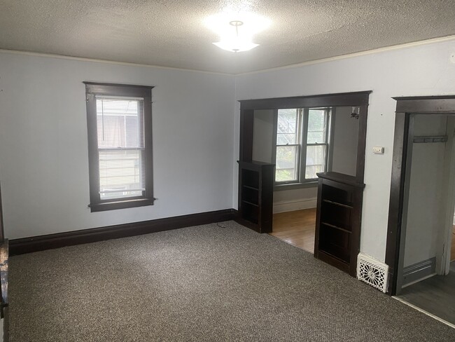 210 E Elm St, Unit 210 in Mankato, MN - Building Photo - Building Photo