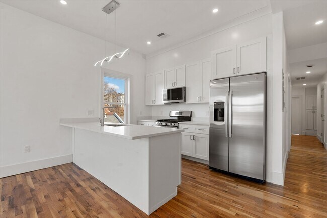 property at 120 Regent St