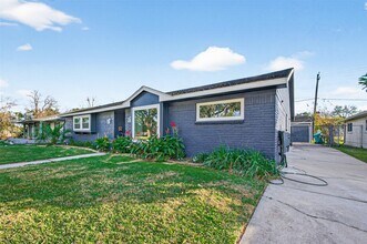 5407 Lymbar Dr in Houston, TX - Building Photo - Building Photo