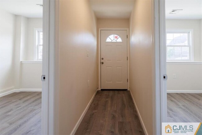 168 Whitehead Ave-Unit -2 in South River, NJ - Building Photo - Building Photo