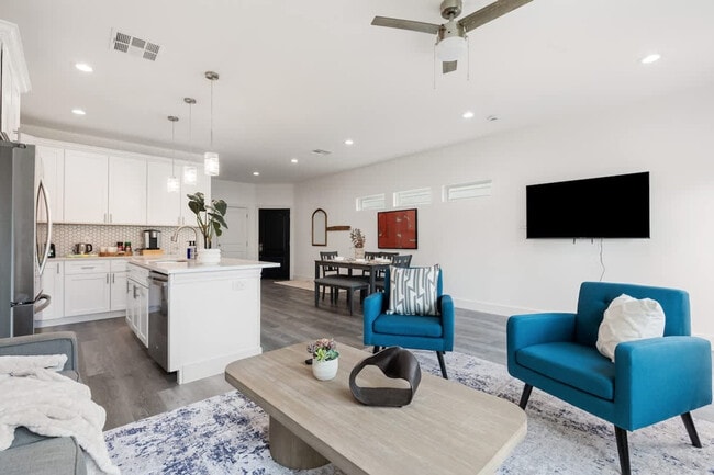 4508 Noble St in Houston, TX - Building Photo - Building Photo