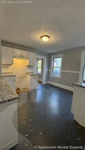 54 Hooker Ave in Somerville, MA - Building Photo - Building Photo