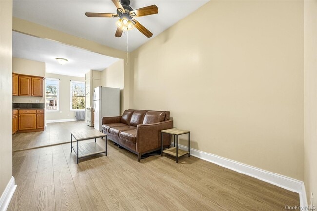 60-19 54th St in Queens, NY - Building Photo - Building Photo