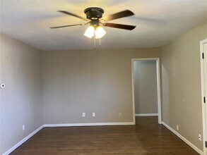 217 Byrd Dr in Midwest City, OK - Building Photo - Building Photo