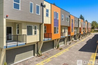 15610 8th Ave SW in Burien, WA - Building Photo - Building Photo