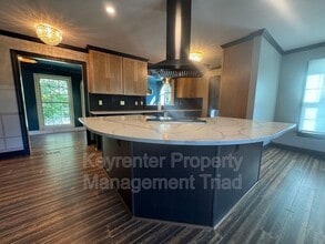 7472 Middlestream Rd in Browns Summit, NC - Building Photo - Building Photo