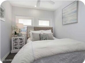 170 1st Ave in Manasquan, NJ - Building Photo - Building Photo