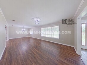 140 Gillis Dr in Crestview, FL - Building Photo - Building Photo