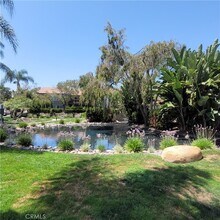 930 Via Mil Cumbres, Unit Villas Condo in Solana Beach, CA - Building Photo - Building Photo