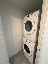 112 NW 31st St, Unit A2 in Miami, FL - Foto de edificio - Building Photo