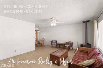 880 S Ramona St in Hemet, CA - Foto de edificio - Building Photo