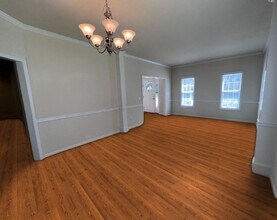 417 Oakhall Dr in Holly Springs, NC - Building Photo - Building Photo