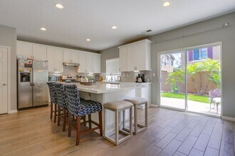 4309 Vista Verde Way in Oceanside, CA - Building Photo - Building Photo