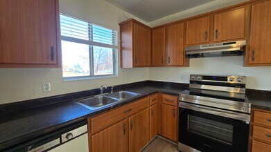 1516 W 7470 S in West Jordan, UT - Building Photo - Building Photo