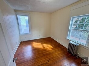 Carroll St, Yonkers in Yonkers, NY - Building Photo - Building Photo