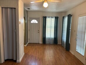 430 20th St N, Unit B in St. Petersburg, FL - Building Photo - Building Photo