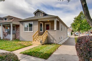 3658 N Nordica Ave in Chicago, IL - Building Photo